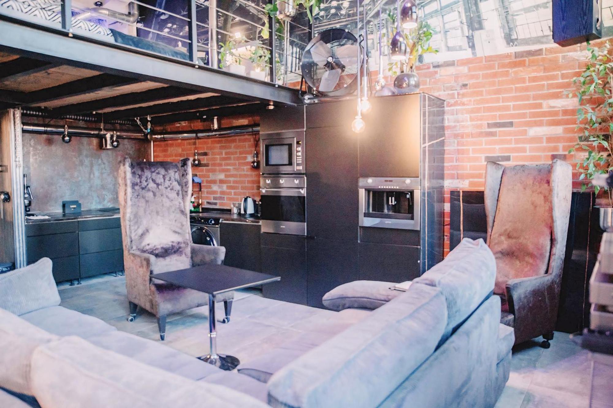 지라르도프 Loft Przedzalnia 아파트 외부 사진